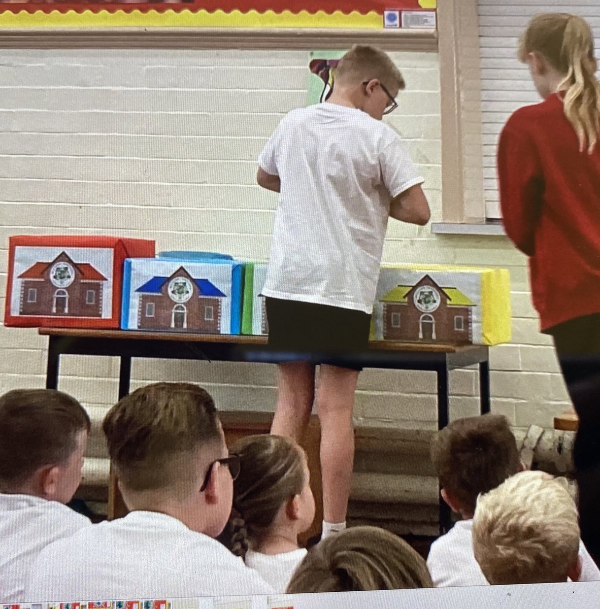 OLQM_EshW's tweet image. Look at our fab #MissionTogether houses in our House Colours ! We’ve already started to collect money for our Day of Many Colours ! Please bring in loose change so that we can see whose house is the heaviest ! #article14. #DOMC @EthosBWCET1 @MissioUK