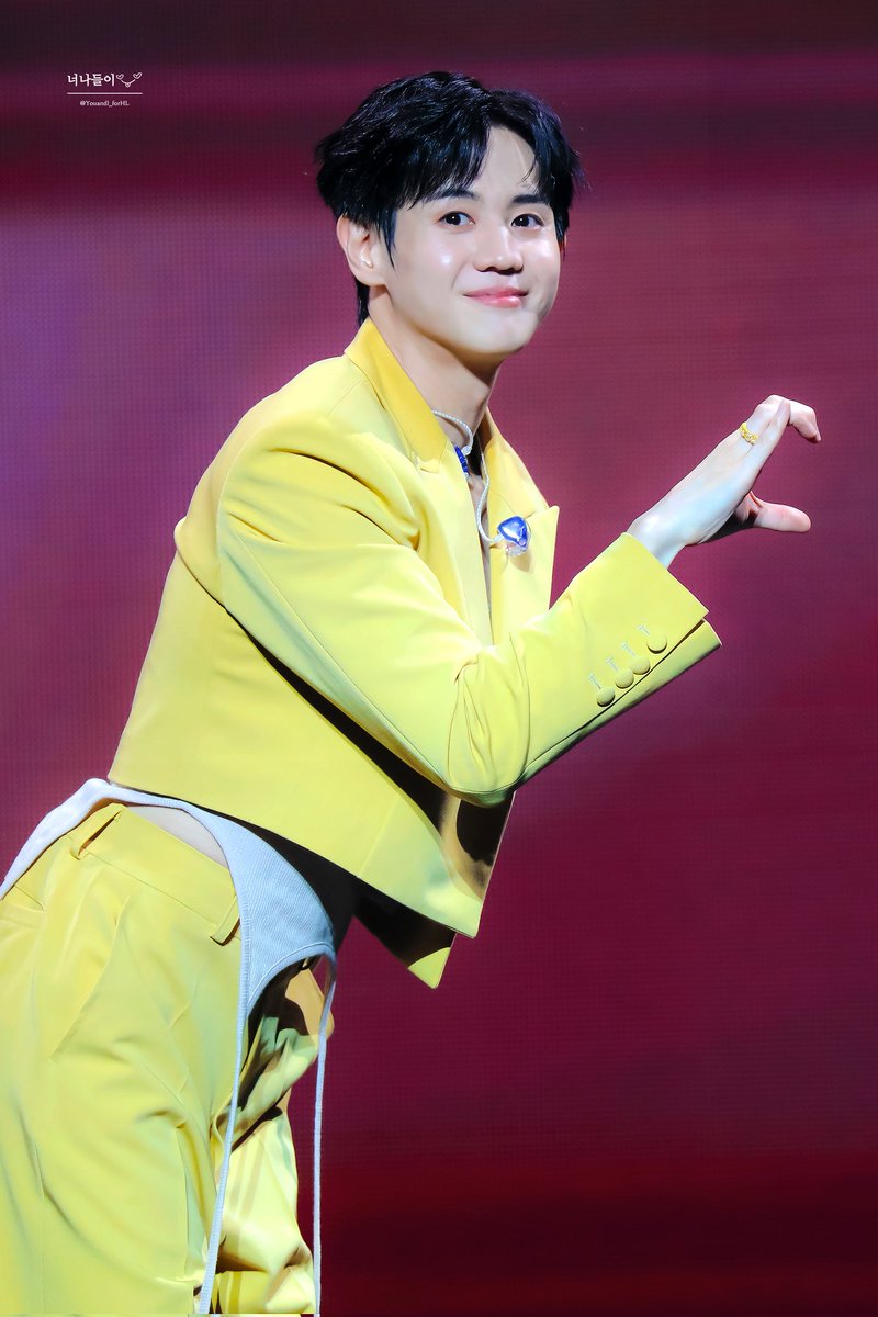YouandI_forHL's tweet photo. 230610 양요섭 솔로콘서트 첫콘
요서비 하투하투💛
#양요섭 #요섭 #yosoep #양솔콘 #BITTER_SWEET #하이라이트 #HIGHLIGHT https://t.co/VpccXaEJo3