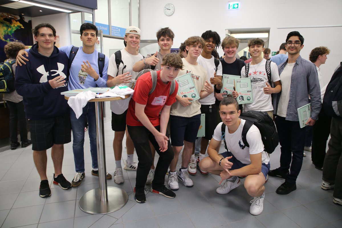 AIS Vienna tweet media