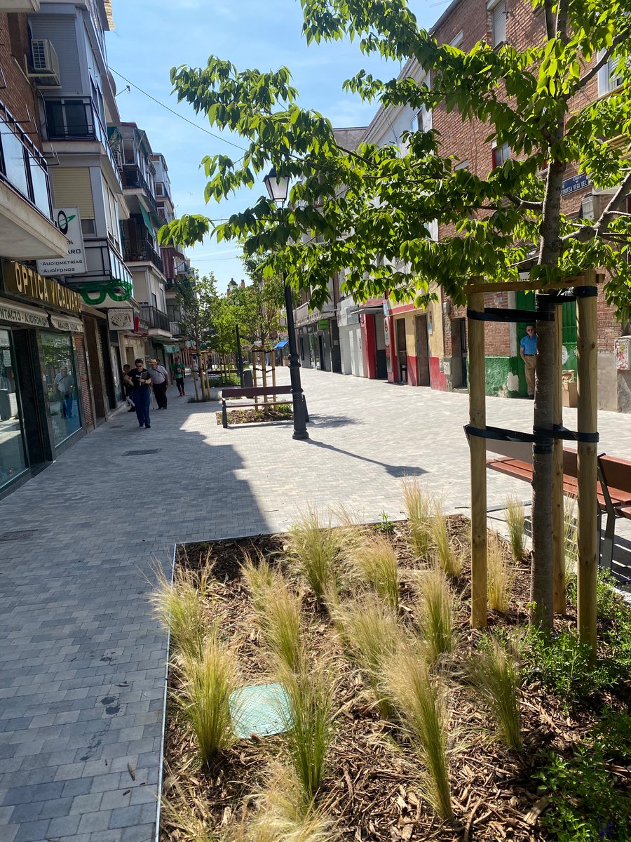 Acaba una hermosa e intensa etapa. Gracias <a href="/begonavillacis/">Begoña Villacís</a> por la oportunidad brindada para ser concejal del <a href="/MADRID/">Ayuntamiento Madrid</a>, gracias <a href="/AlmeidaPP_/">José Luis Martínez-Almeida</a> por el trato y la colaboración de todos tus concejales, hemos sido un equipo de Gobierno. Gracias <a href="/JMD_SanBlas/">Distrito de San Blas-Canillejas</a> y <a href="/jmdvicalvaro/">Distrito de Vicálvaro</a>.
Hasta siempre