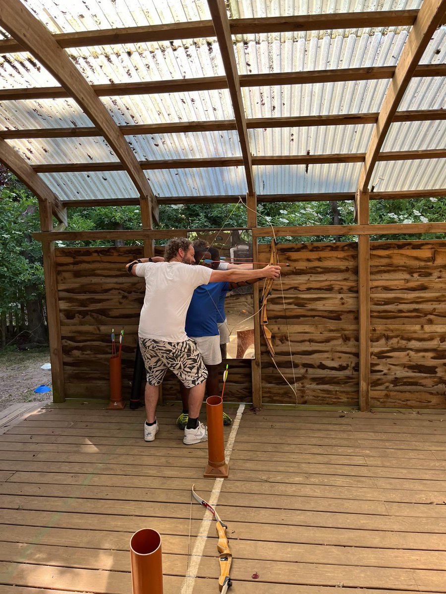 CampionClassE1's tweet photo. Many of the children are keen to continue with their archery skills @StAnnesgaCPS https://t.co/78OFvyEbX0
