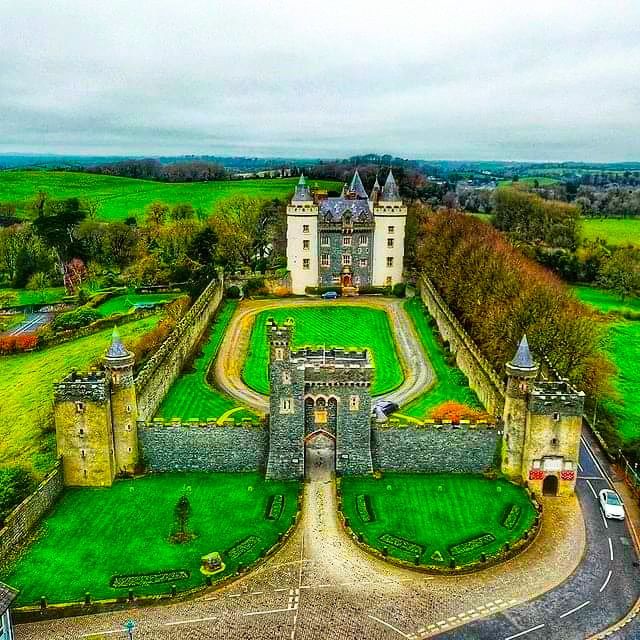 Castle:  Killyleagh Castle, Ireland. 📌 🏰 dlvr.it/SqmHrp