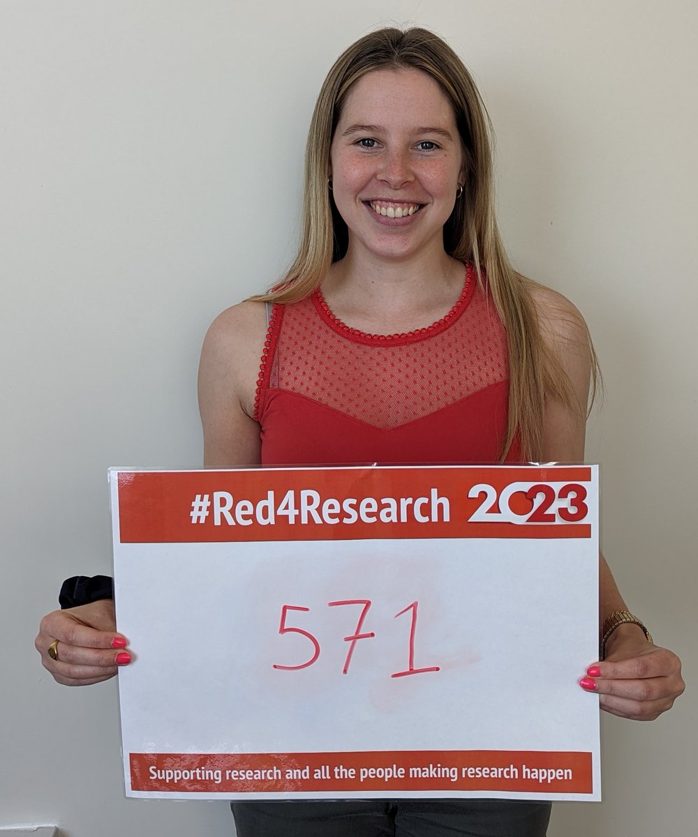 NCAresearchNHS's tweet photo. Last year colleagues @NCAlliance_NHS were authors on 571 peer-reviewed papers in medical journals - sharing helpful &amp; important results from research studies they supported
#Red4Research 
Thanks to all the team @NCA_LKS who do so much to support researchers with publications https://t.co/i4T3jCFdOR