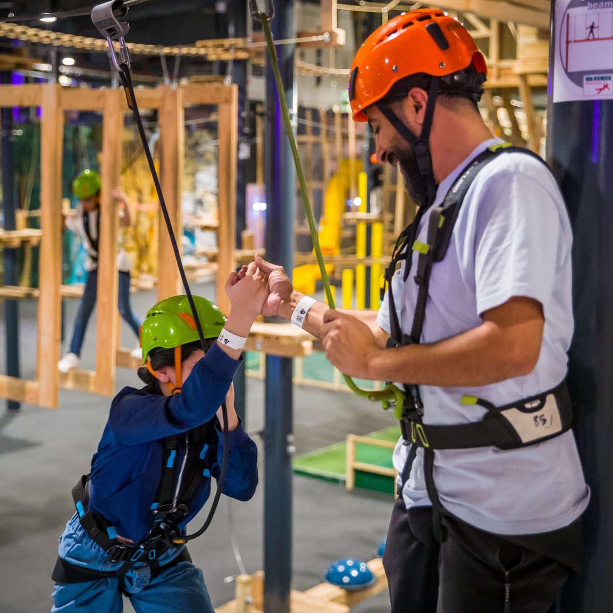 EAdventureParks's tweet photo. العمل الجماعي أداء حاسم لتعزيز الروابط بين المشاركين، وهو أيضاً يعزز التواصل الفعال ومستوى السلامة، ويُتيح للأفراد تحقيق الأهداف المشتركة.

من خلال العمل معاً، يمكن للفرق عيش تج��رب لا تُنسى وبناء روابط قوية. ⁨💪

EBDA #Adventure#
#ابدأ #مغامرات https://t.co/0v9QnfpUEP
