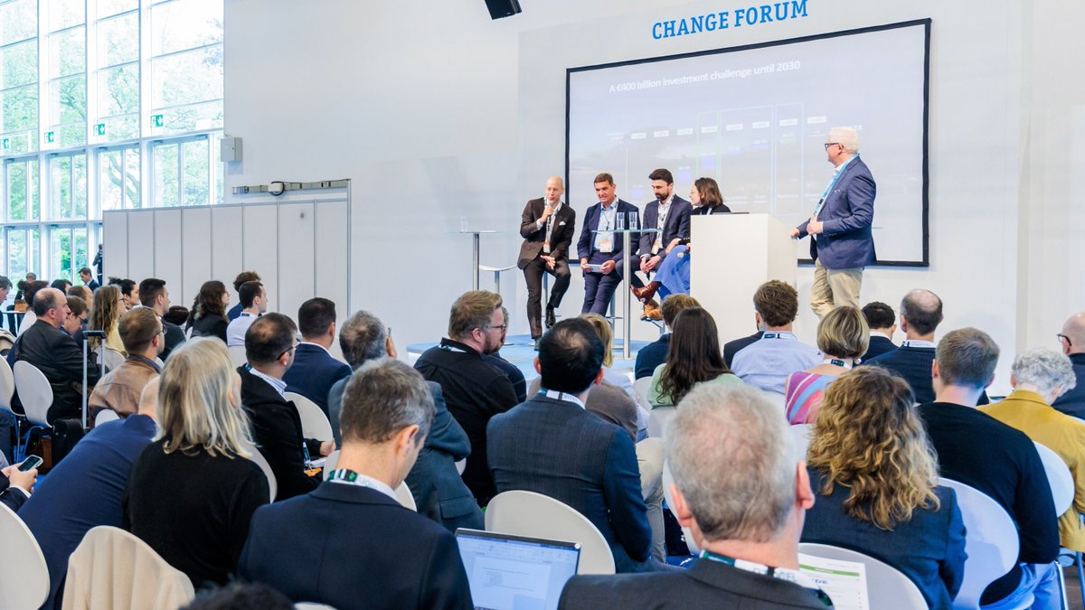 EworldEssen's tweet photo. On 4 expert forums on 3 days, about 250 speakers talked about exciting topics from all over the #energy industry! With constantly about 80 visitors per event, we can say that the forums were a full success at #Eworld23! 🤩 Our thanks go especially to all speakers. 🙏 https://t.co/sHU8dhJpIX