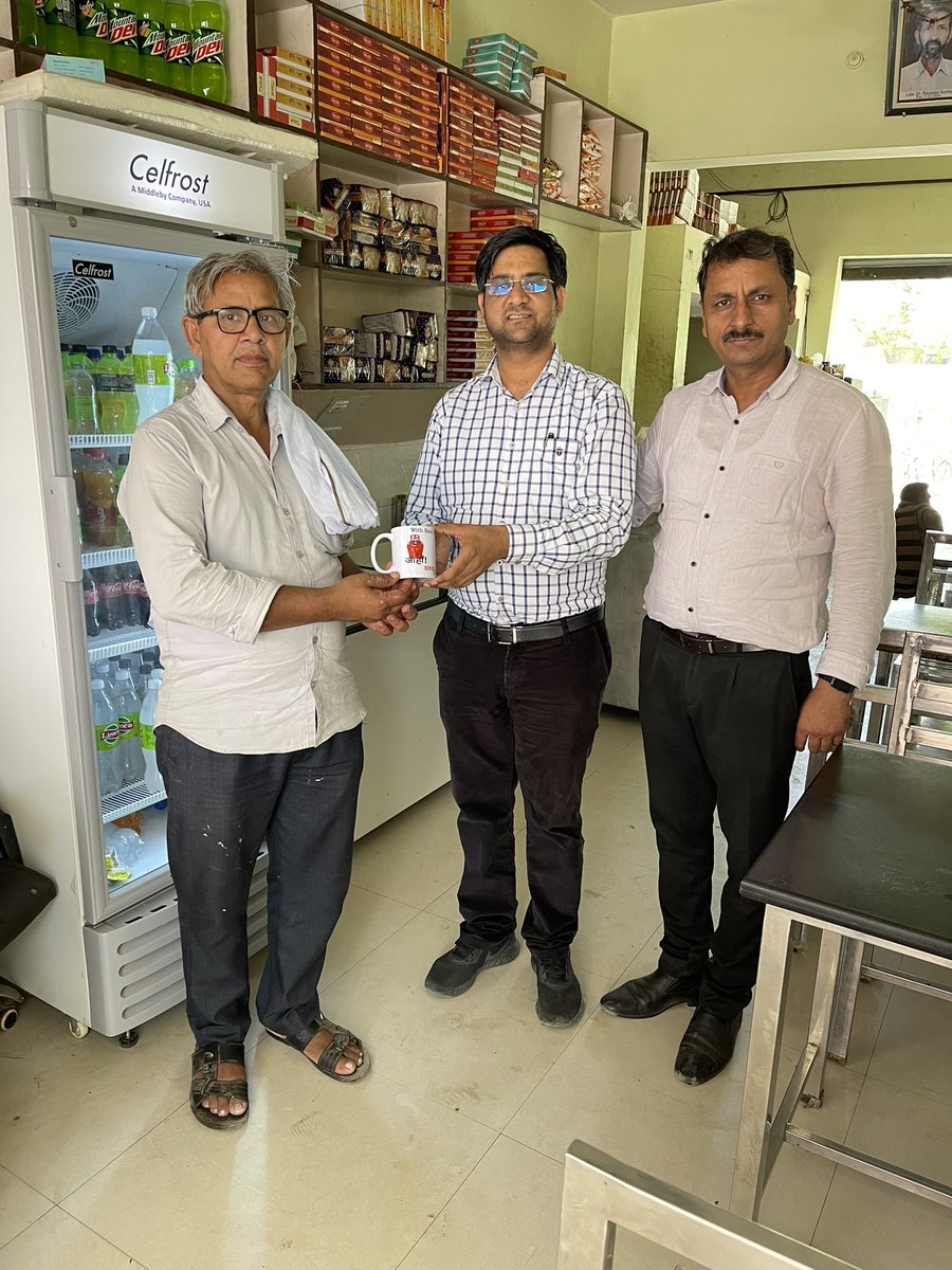 KkK_'s tweet image. Today at Bibi Paro Mela #HPCL #HPGas M/s. Singla Gas Service organised Safety Camp and displayed its products. #LPG supplies were timely ensured to the Committee with devotees visiting the shrine. Appu become an instant hit among the foodies  @HpclHspr @NZLPGSBU @Dharmendra_1967