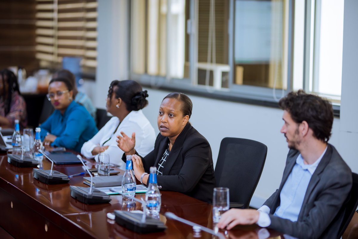 Women_FinanceRW's tweet photo. Happening now:

Over 10 Leaders from different financial Institutions are meeting at @BRDbank to discuss Early Childhood Development Center implementation strategies and have a tour of the first ECD Center in the financial sector.

#ECD #women #finance #rwanda https://t.co/GTzERSYO10