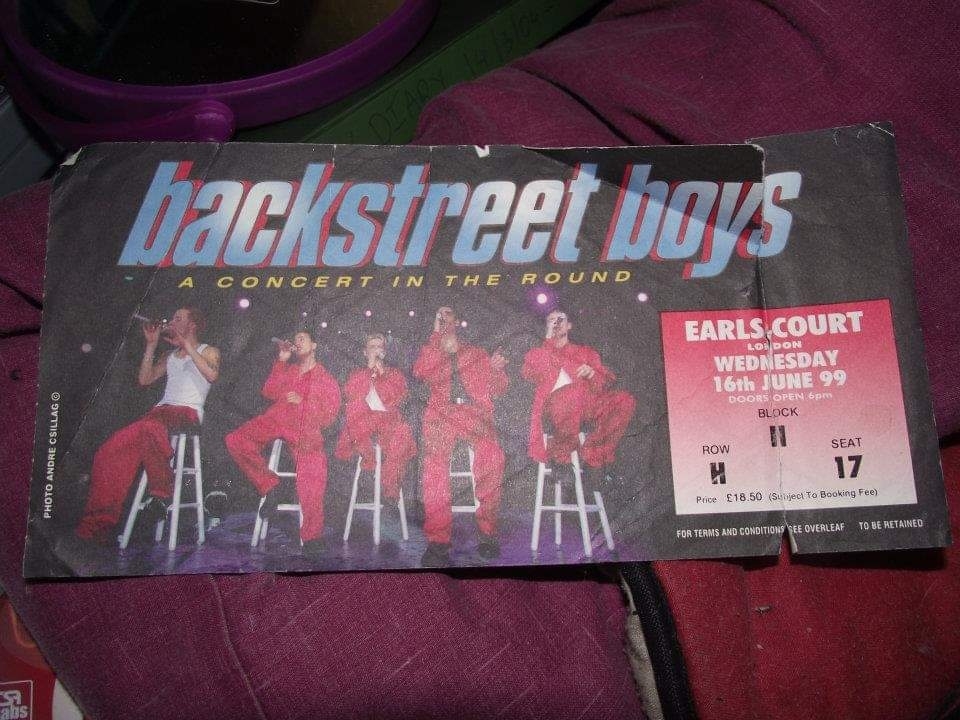 I think this blast from the post is actually the last time I saw BSB live, I remember it being an amazing show.⁠
⁠
#suzysmusicalworld #music #musiclover #blastfromthepast #london #londongig #ticket #gig #liveband #band #concert #giganniversary #bsb #backstreetboys #earlscourt