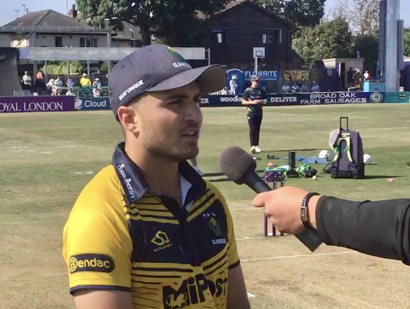 Nick b on Twitter "🏏Essex 🆚 1900 James_Harris9