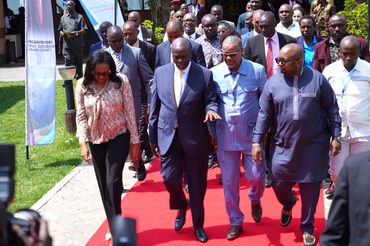 The Deputy President of the Republic of Kenya, H.E Rigathi Gachagua arrives at Lake Naivasha Resort, Nakuru County to officially close the Kenya Urban Forum 2023.

#Kuf2023 
#TheFutureIsUrban
#KenyaUrbanForum2023
