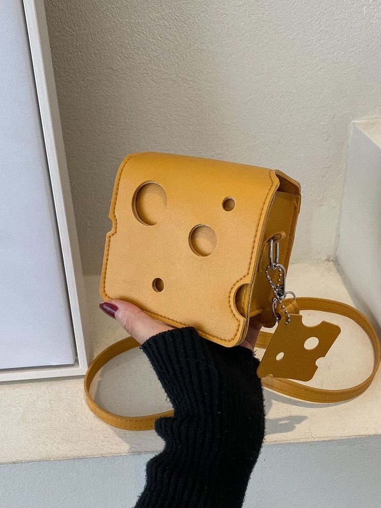 bread_vt's tweet photo. cheese 🧀 bag ?? https://t.co/p2q6s9KyFO
