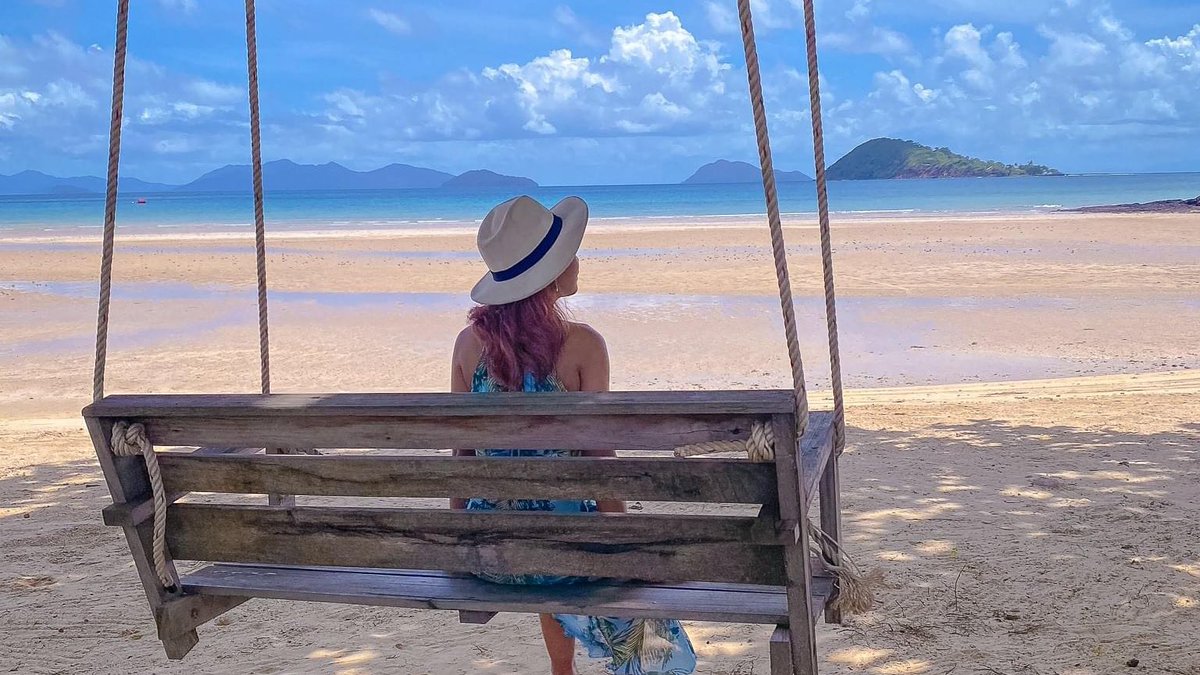 haateepak's tweet photo. ที่ที่พักติดทะเล เกาะหมาก✨ 
ชายหาดส่วนตัว น้ำทะเลใส บรรยากาศดี 
 📍 Mira Montra, The Beachfront Resort Koh Mak 
จุดเด่นของที่นี่💖
✨ความเงียบสงบเป็นส่วนตัว
✨ที่พักสะอาด กว้างขวาง 
✨สิ่งอำนวยความครบครัน

#รีวิวที่พัก #หาที่พัก #หาที่พักรีวิว #รีวิวที่พัก #หาที่พักเกาะเต่า https://t.co/AJYSbQbKGT