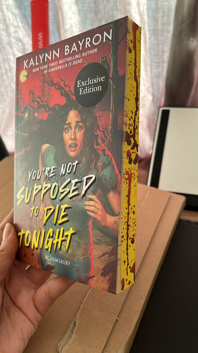 @Waterstones sending the special edition 4 days before the publication date 😭 too pleased. I enjoyed the assignment so much I brought it 😂 #kalynnbayron #YAHorror #YoungAdult #Horror #PsychologicalThriller #Psychological #specialedition