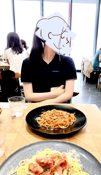 友達とパスタ食べた