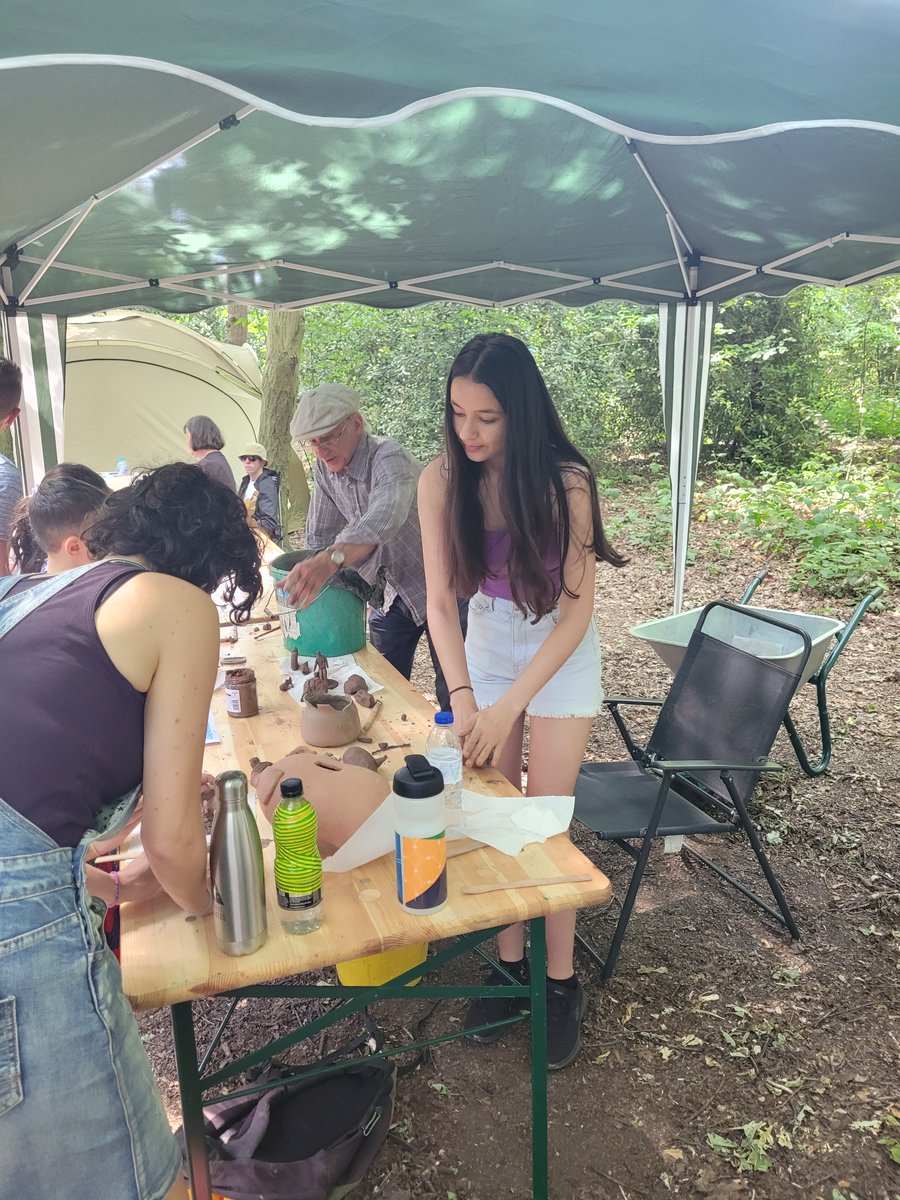 Thank you to our Year 9 and 11 girls for volunteering at the Coppetts Wood Summer Fayre! Their work will help to preserve our wonderful Coppetts Wood Conservation area.

Taking action like this is a key component of an International Baccalaureate education and Dwight's ethos.