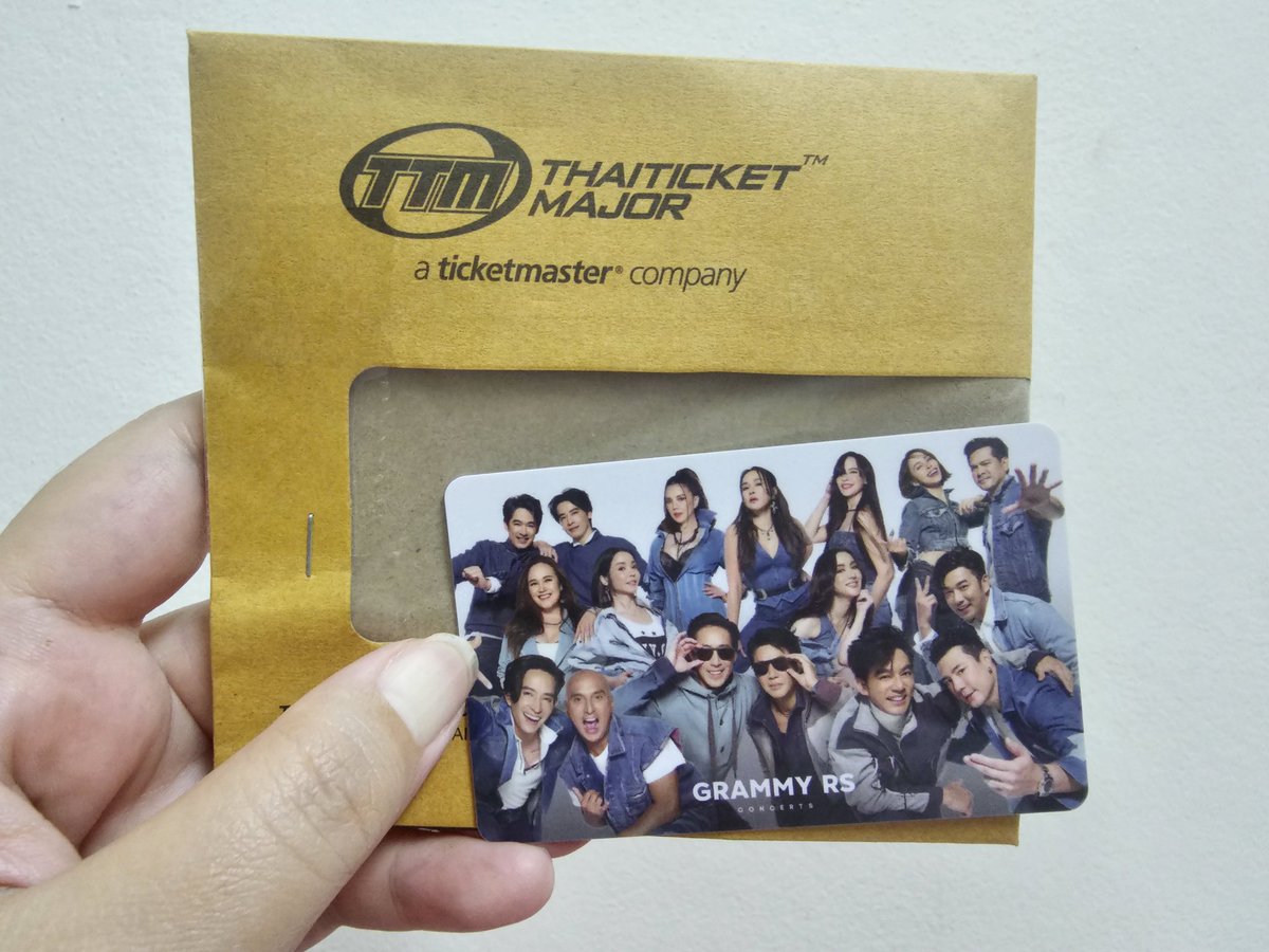 nuchanoy's tweet photo. ได้บัตรแล้ว ได้ดูคอนเสิร์ตแล้ว เย้.. แนะนำคนนี้เลย ซื่อสัตย์ ตรงเวลา ตรวจสอบได้ตลอดเวลา ประทับใจมากก ไม่ใช่มิจ ไม่โกง แน่นอน 100% จ้า ขอบคุณนะคะที่ทำให้ฝันเป็นจริง 🤣❤️✔️ #kungkaewreview https://t.co/G6FQ5NdxOt