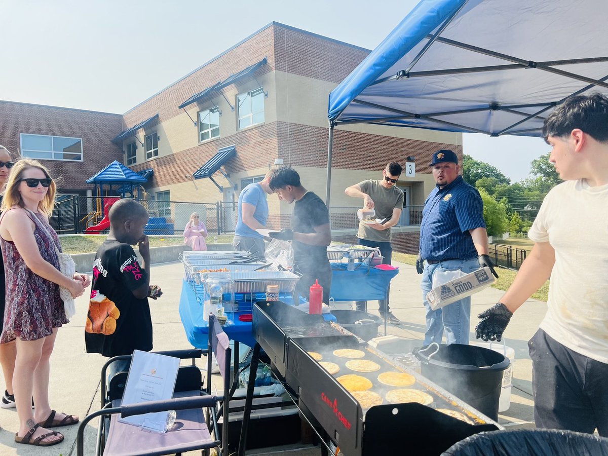 Bucknell Elementary tweet media