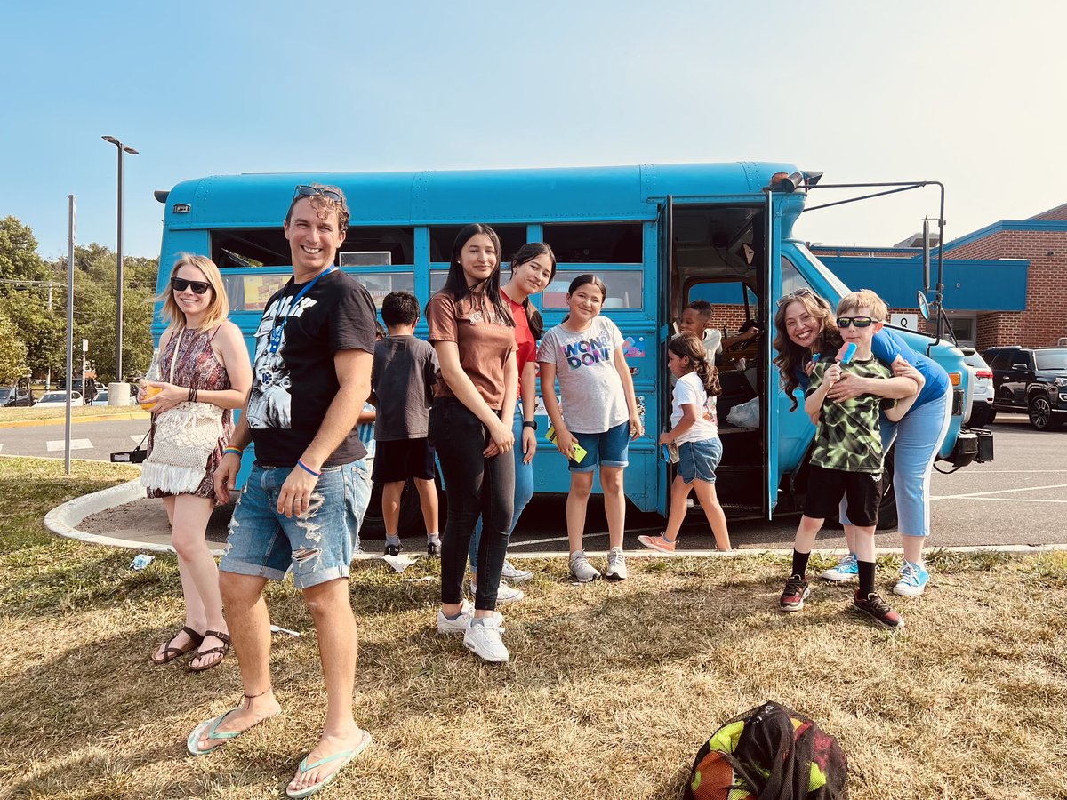 We’re grateful for our PTA! They’re 100% hands on, always willing to go the extra mile &amp; will do anything for our families! Thank you for having the vision of Bucky’s Big Night Out &amp; the motivation to see it through. We are stronger because of you #BucknellStrong <a href="/PTABucknell/">Bucknell Elementary PTA</a>