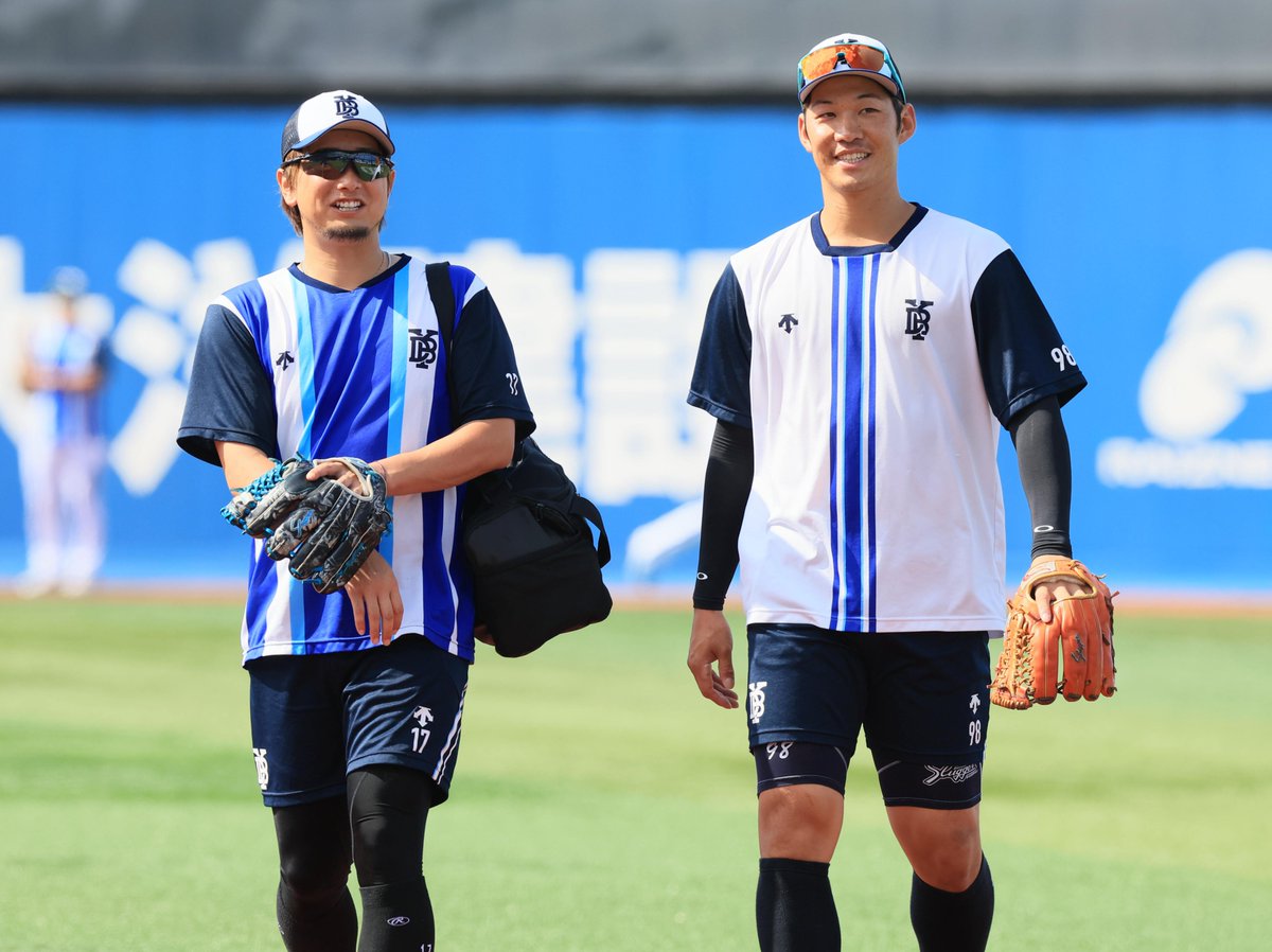 #三嶋一輝 投手＆#京田陽太 選手✨ 

#baystars 
#横浜頂戦 
#サンスポ(撮影・佐藤徳昭)