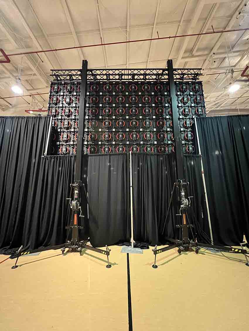 <a href="/FENIXStage/">FENIX Stage</a> is a #Spanish #manufacturer of #liftingtowers, trusses, roof systems, stage platforms, #LED support #solutions and #accessories for the #entertainment industry.
tinyurl.com/ayys8r24