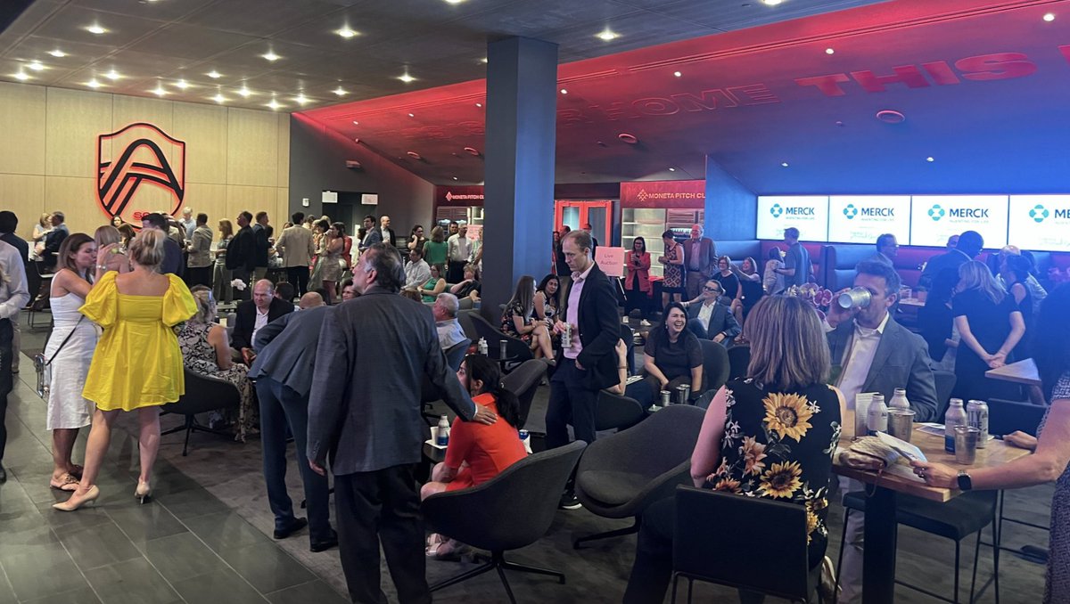 tpi_co's tweet image. What a special night at The American Lung Association's fourth annual Evening of Promise Gala! 💛 Kudos to Jacob Kalagian and Brianna Stelmach for repping the TPI brand well, and to the #ALA for hosting such a high-impact event. #CITYPARK #STLproud #community #people