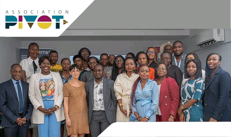 alida_eboo's tweet photo. Les participants en sont ressortis très satisfaits et moi aussi.
 Je remercie et félicite l'association  Pivot 4.0 au travers de la #SING pour le formidable travail qu’ils effectuent au #Gabon dans le soutien à l'entrepreneuriat #numérique. 
#ZEMAWorld #Digital https://t.co/jyrLEM5B8M