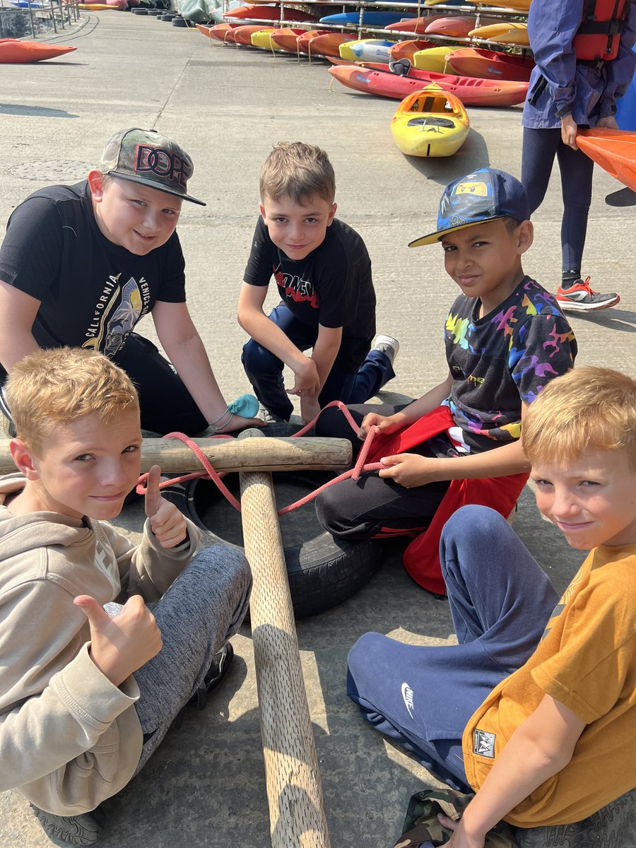 Miss Rees tweet media