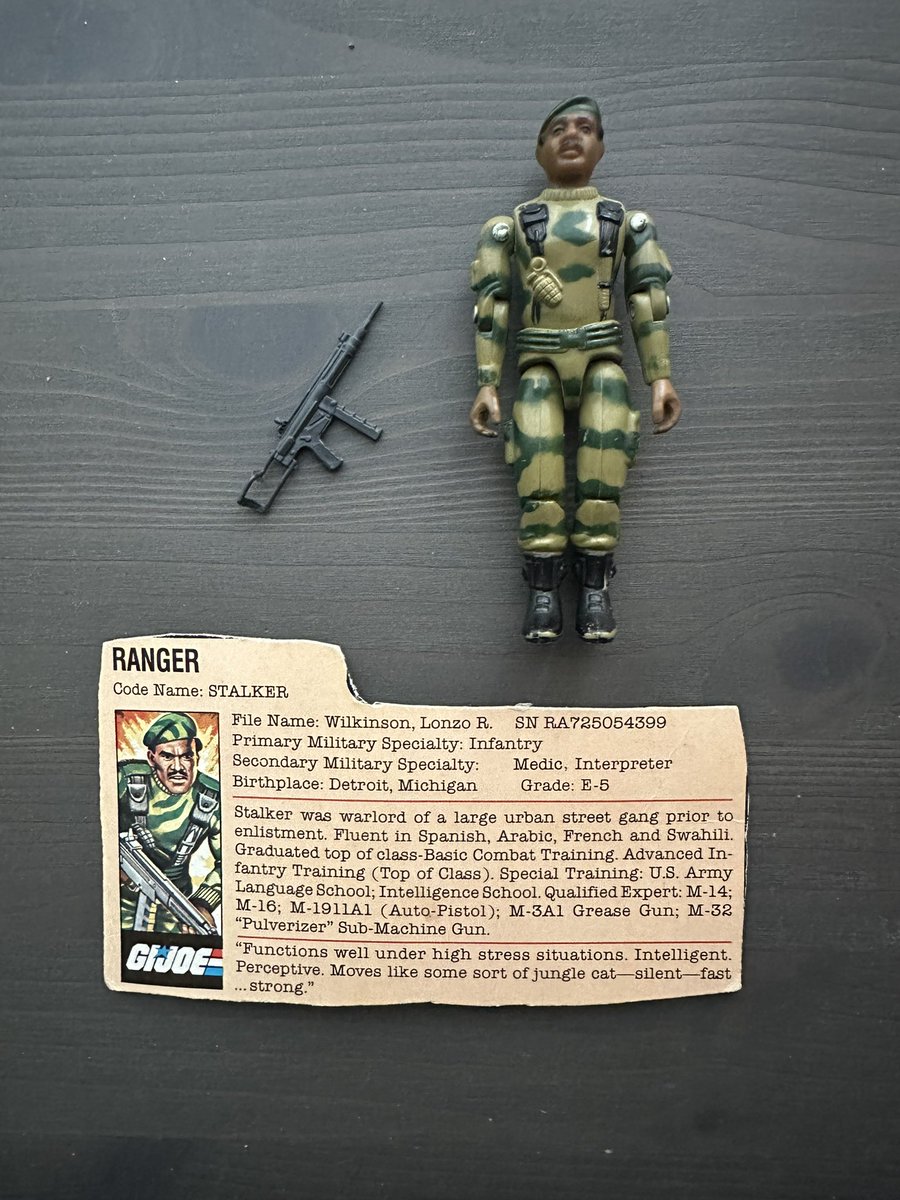 A closer look at the 1982 Stalker I got at #JoeFest. Not easy to find!

#GIJoe #YoJoe #ARAH #80s #80sToys #ActionFigures #Collectibles #GIJoeCollector #GIJoePhotography #JoeNation #ToyPhotography #VintageToys