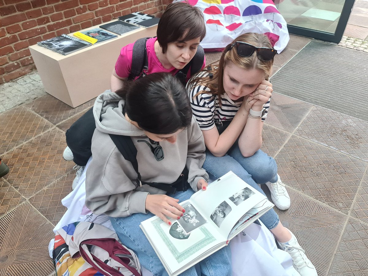 art_morozova's tweet photo. Granny book at Fotofestiwal in Łodz, Poland 🤩
#grannybook
#grannyproject
#Ukrainianart
#Ukrainianartist
#Olenamorozovaart https://t.co/ip7GuRhDka