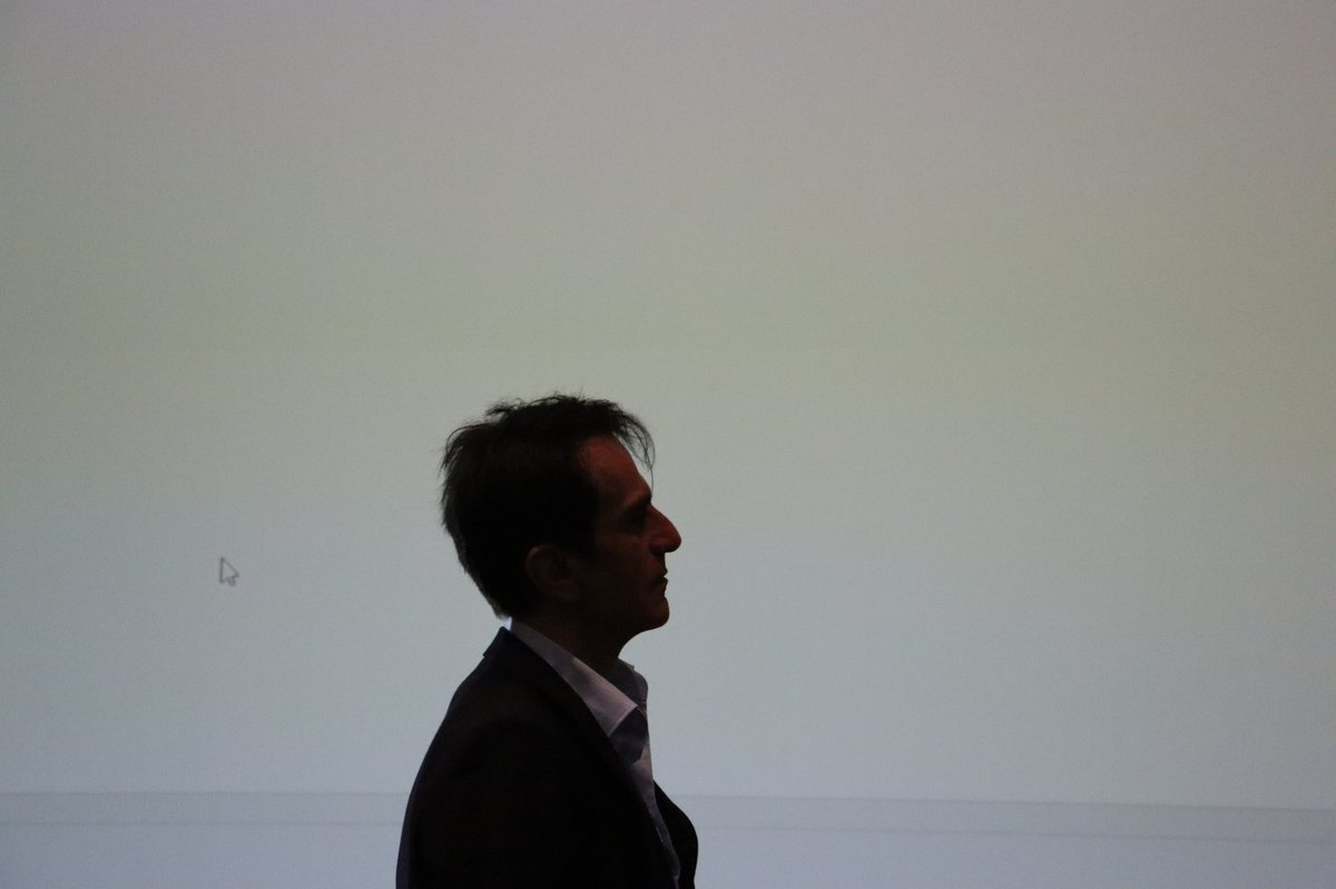 Queen Square Simulation Centre (@qs_simcentre) on Twitter photo Let the neuro-oncology course… BEGIN. Professor <a href="/gsamandouras/">George Samandouras</a>
#neurooncology #neurosurgery Let the neuro-oncology course… BEGIN. Professor <a href="/gsamandouras/">George Samandouras</a>
#neurooncology #neurosurgery
