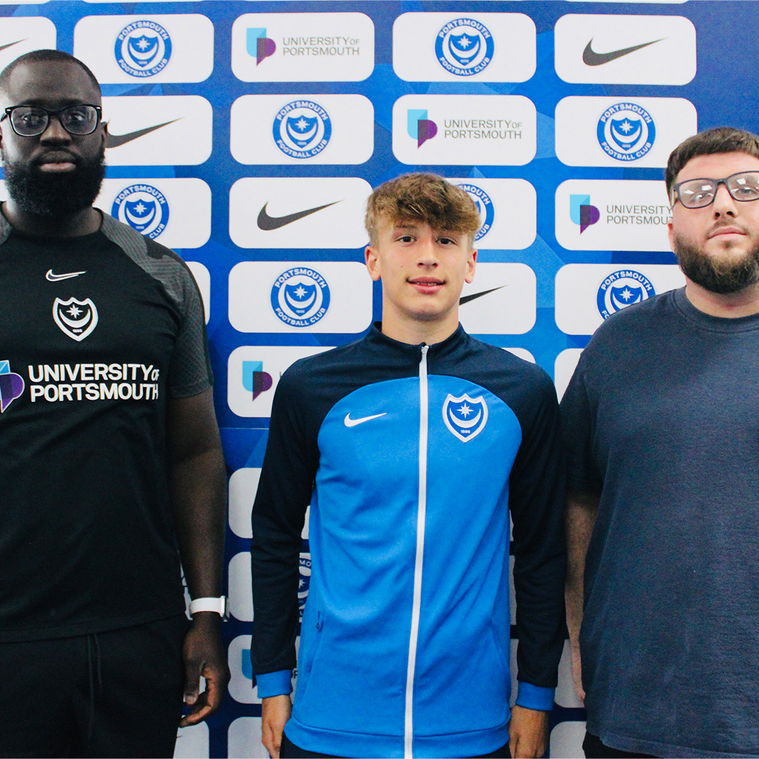 ✍️ After a successful 8-week trial, Fraser Thomas has signed for #Pompey's U14s 

🤝 Fraser joins from Binfield FC and Farnham Town, as we'd like to thank them both for their support