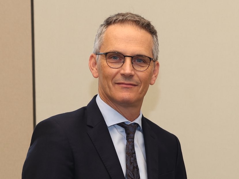 Conf Doyens Pharmacie (@doyenspharma) on Twitter photo Nous sommes ravis de vous annoncer l’élection du Pr <a href="/LisowskiVincent/">vincentlisowski</a> à la fonction de Président de la conférence nationale des doyens de Pharmacie. Il succède au Pr Gaël Grimandi que nous remercions pour son engagement. <a href="/Ordre_Pharma/">Ordre national des pharmaciens</a> <a href="/fspfsyndicat/">FSPF</a> <a href="/USPO_Pharmacies/">USPO - Pharmaciens d’Officine</a> <a href="/Pharma_ANEPF/">ANEPF Pharmacie</a> Nous sommes ravis de vous annoncer l’élection du Pr <a href="/LisowskiVincent/">vincentlisowski</a> à la fonction de Président de la conférence nationale des doyens de Pharmacie. Il succède au Pr Gaël Grimandi que nous remercions pour son engagement. <a href="/Ordre_Pharma/">Ordre national des pharmaciens</a> <a href="/fspfsyndicat/">FSPF</a> <a href="/USPO_Pharmacies/">USPO - Pharmaciens d’Officine</a> <a href="/Pharma_ANEPF/">ANEPF Pharmacie</a>