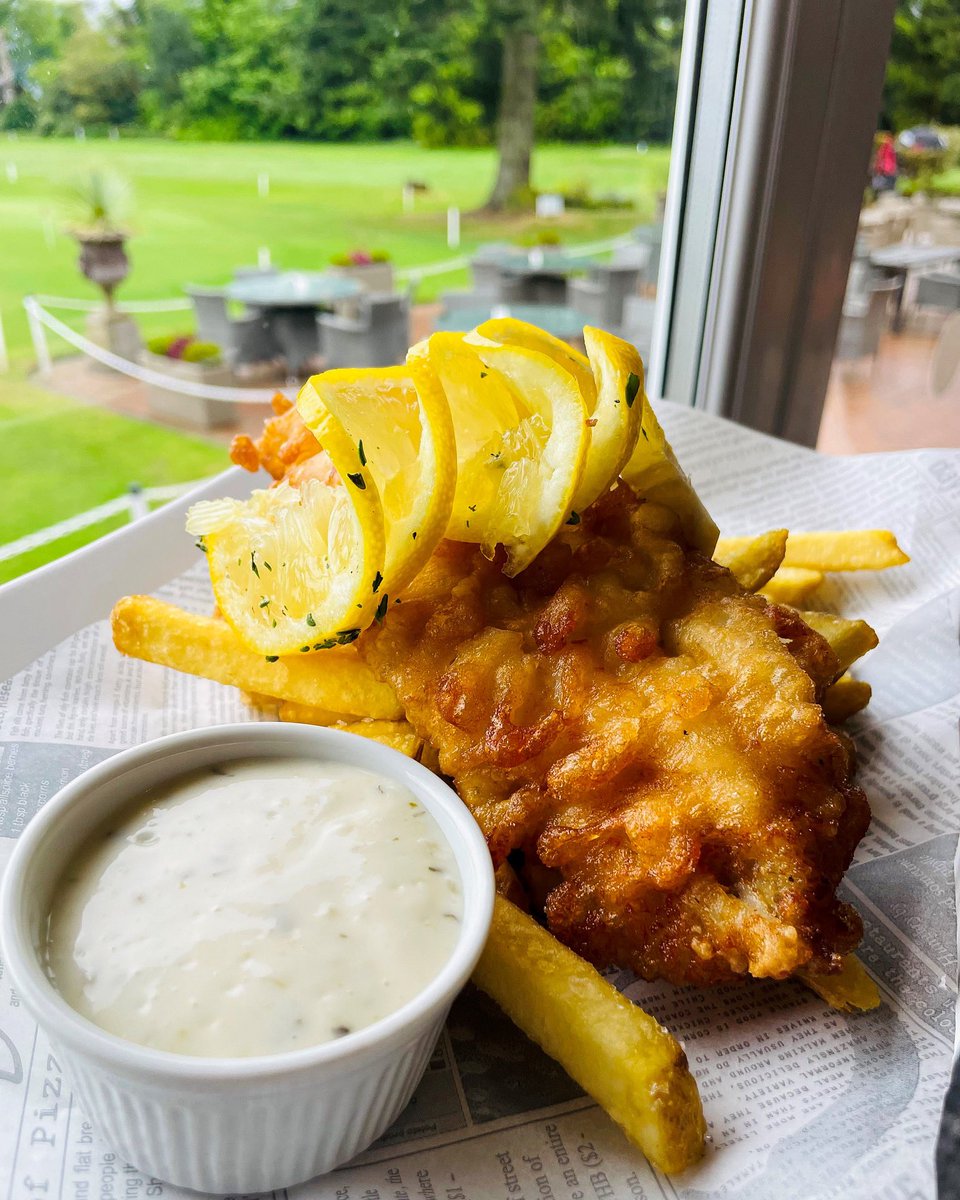 WooltonGolfClub's tweet photo. Fish and Chips Friday at Woolton! 

Make the most of the sun, and take advantage of our £9.95 Fish and Chips deal.

Don’t forget your additional 15% members discount off all food items on our new menu.

#golfclub #fishandchips #golfcourse #foodanddrink #liverpool https://t.co/XyOLgREPCi