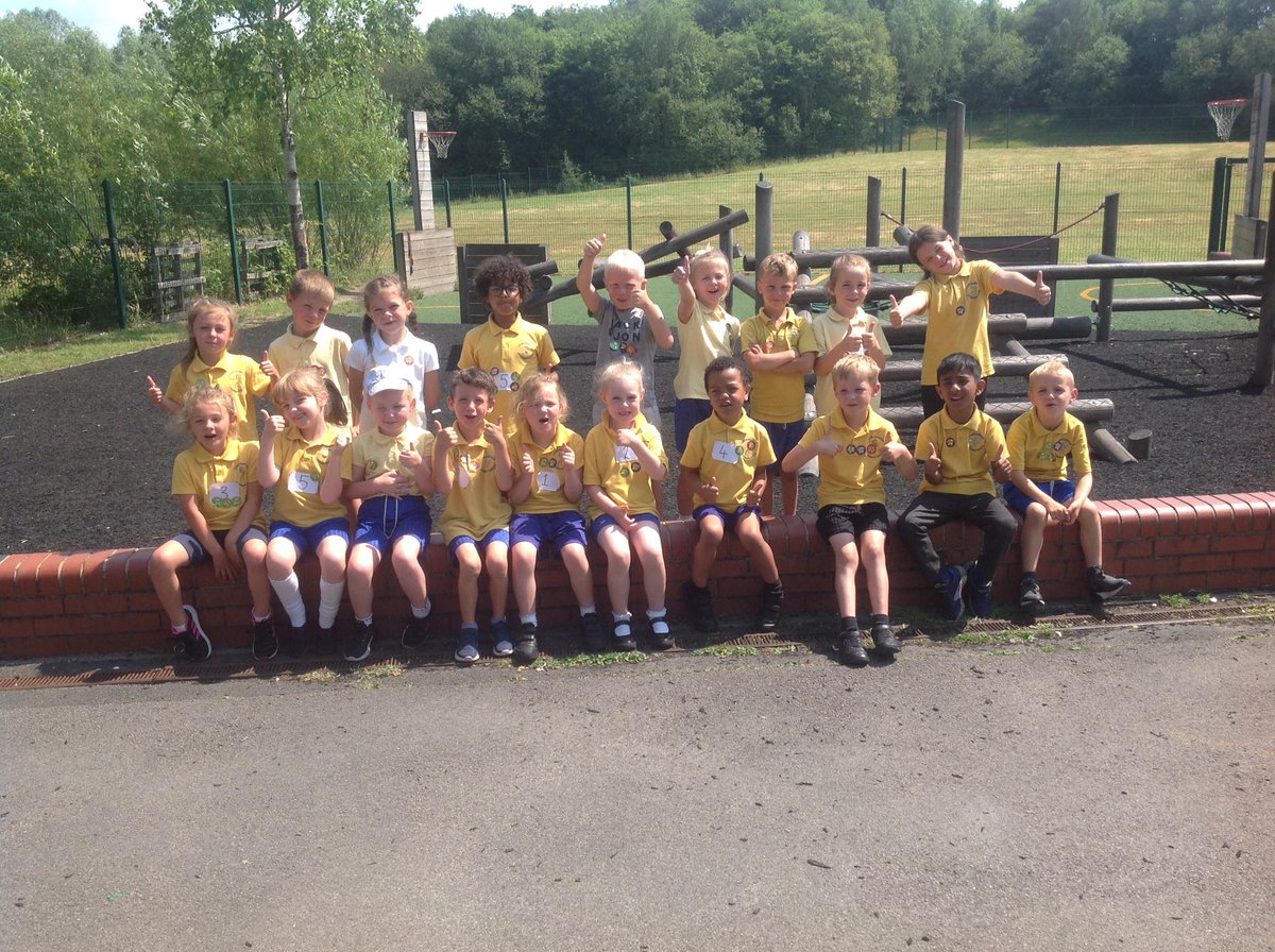 CanonYearTwo's tweet photo. Aspull schools sports day ⭐️ well done to everyone who took part.  @LT_Trust @CanonSharples https://t.co/tNC7y0QIpY