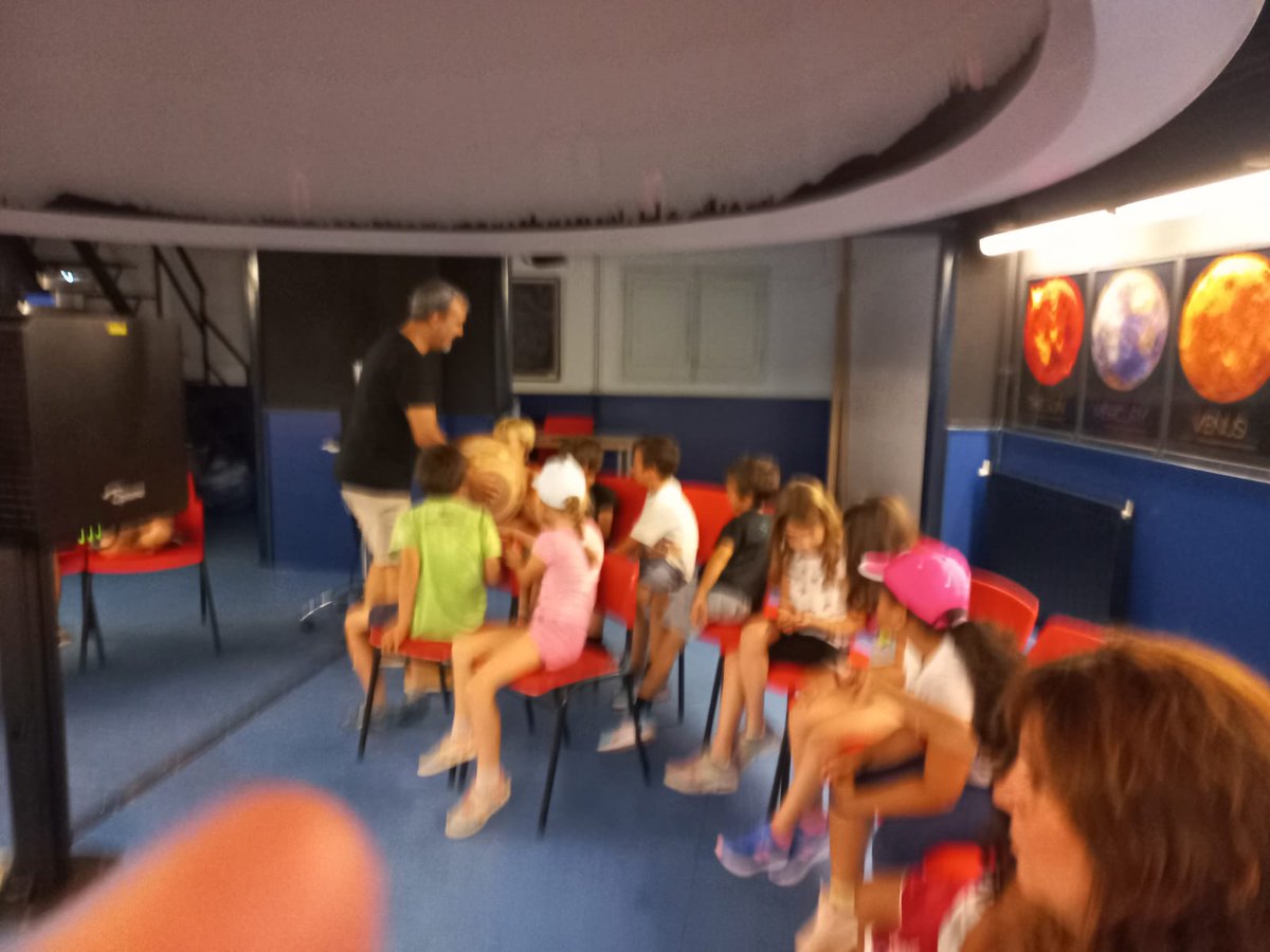 Escola Pit-Roig tweet media