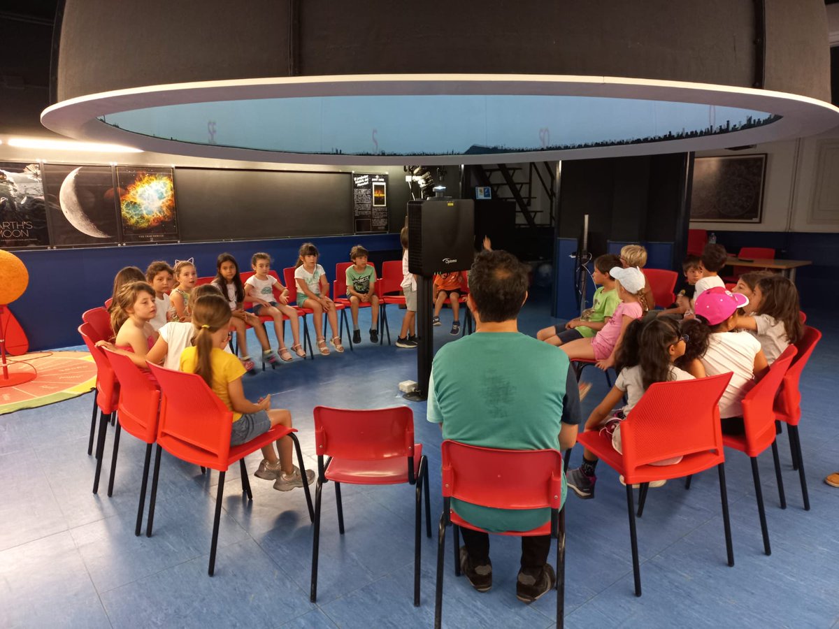 Escola Pit-Roig tweet media