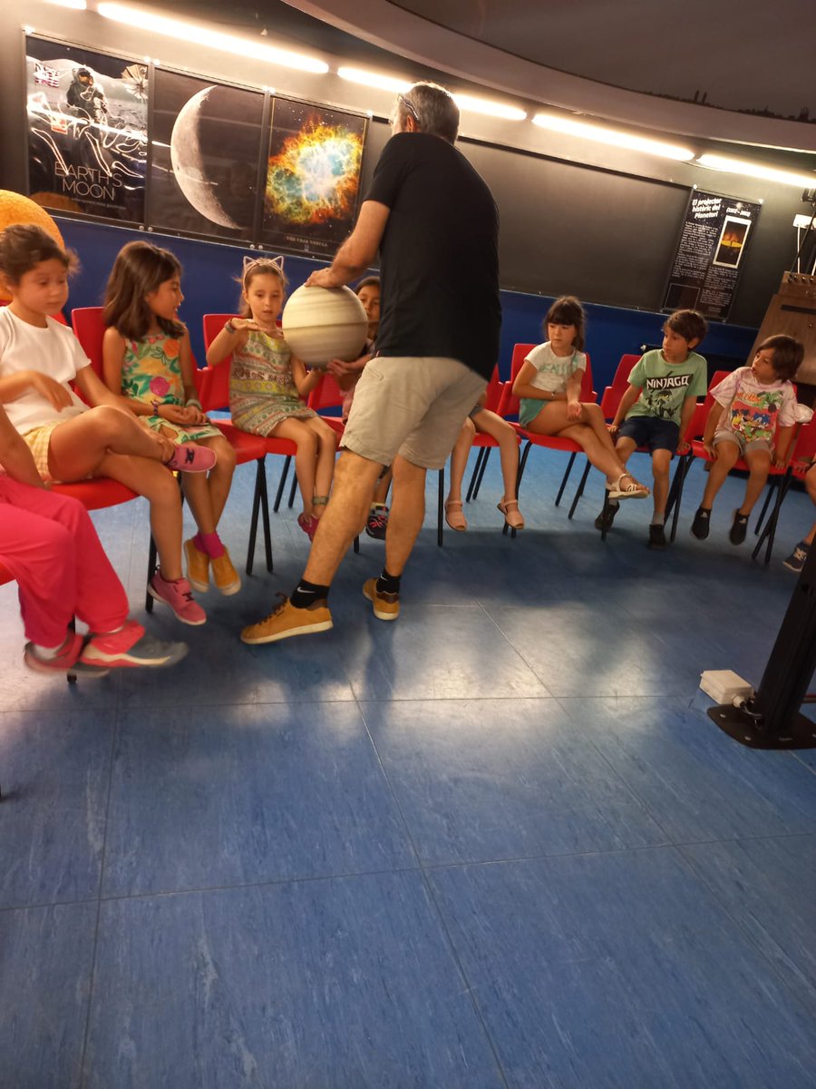Escola Pit-Roig tweet media