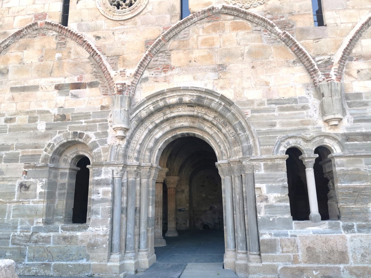 KatySnchez's tweet image. Monasterio Santa María de Carracedo. Sala Capitular
#monasterios #Leon 
katy-ciudadanadelmundo.blogspot.com/2023/06/monast…