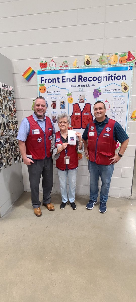 What a great day and visit from Shane and the area staff. Thank you so much for spending time with the team and recognizing Anna for the outstanding job she does for us. #2338,<a href="/shanejthompson/">Shane Thompson</a>