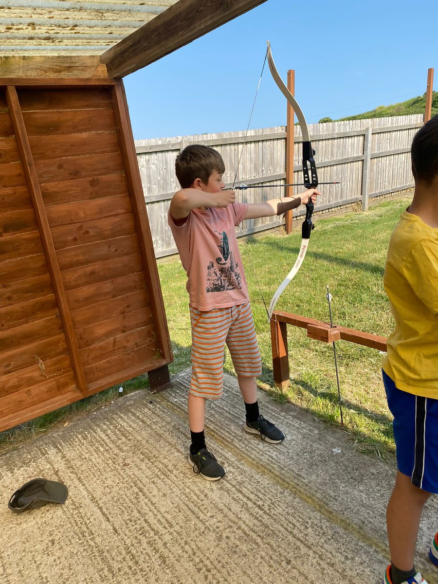 to Warren Mead School