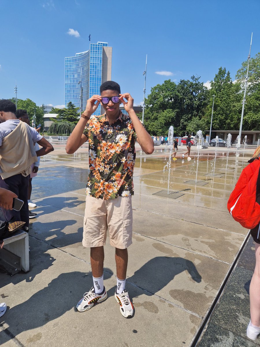 Mrs O'Neill (@neillmrso) on Twitter photo Lovely visit to the United Nations building this morning! Then a cool down in the water fountains! 🇩🇰🥵
<a href="/MsBurrell1985/">Miss Burrell</a>
@Rodonmob
<a href="/StAndrewsRCSec/">St Andrew's Secondary School</a>
<a href="/StAndrewscience/">St Andrews Science Dept</a> Lovely visit to the United Nations building this morning! Then a cool down in the water fountains! 🇩🇰🥵
<a href="/MsBurrell1985/">Miss Burrell</a>
@Rodonmob
<a href="/StAndrewsRCSec/">St Andrew's Secondary School</a>
<a href="/StAndrewscience/">St Andrews Science Dept</a>