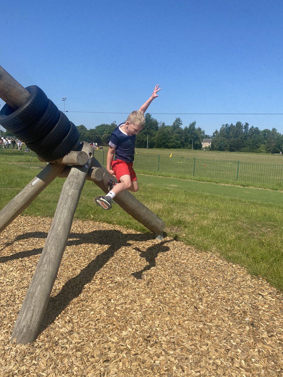 MissThompsonSPS's tweet photo. We had so much fun at Saughton park today! https://t.co/5jxpiDWu5Y