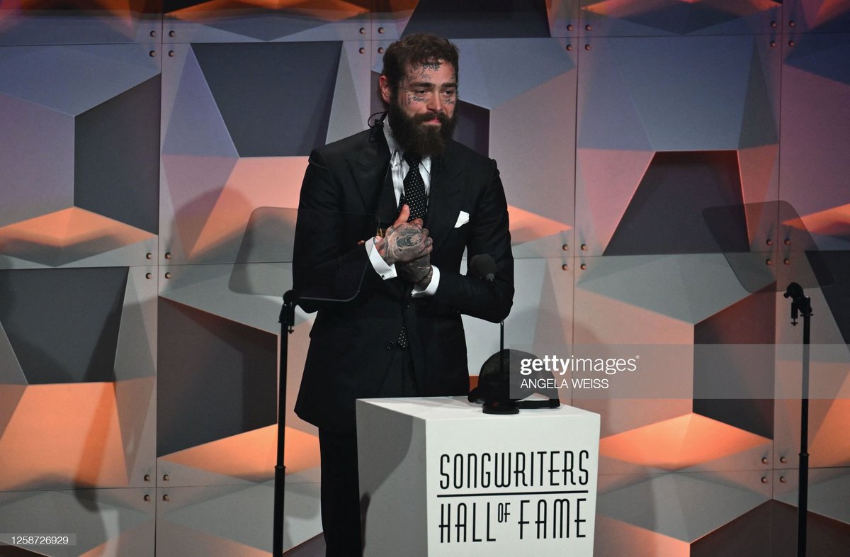 Post Malone Fans on Twitter