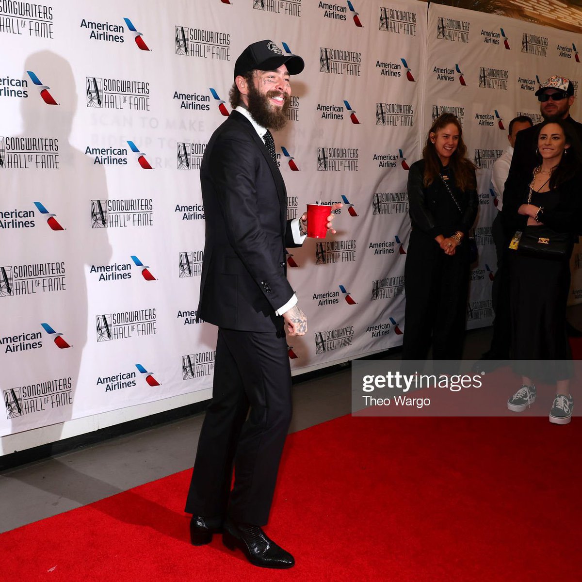 PostMalone_Fans's tweet photo. Post Malone has been inducted into The Songwriters Hall of Fame! 👏🏼👏🏼👏🏼 https://t.co/BukB7nSGYZ