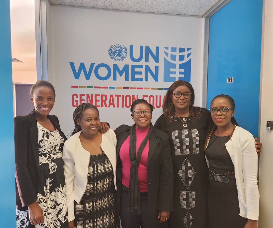 fatoulo11's tweet photo. At @unwomenzw we continue to build partnerships and to engage various stakeholders to deliver meaningful results (here with private sector, the media, women’s organizations and civil society). @unwomenafrica @nangozimbabwe @DivineNdhlukula @UNZimbabwe @SDGoals #gender #women https://t.co/RtJ67Cf2C2