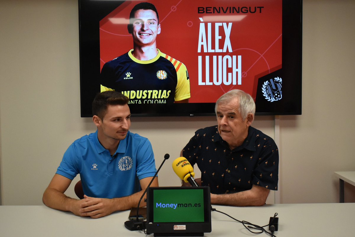 📸👏🏼 Este viernes hemos presentado a <a href="/Alexlluch5/">Àlex Lluch</a> como nuevo jugador de Industrias Santa Coloma en una rueda de prensa con el presidente Vicenç Garcia y una sesión de fotos en el Pavelló Nou

#EstoEsSantaColoma
#SomGentdeFutsal