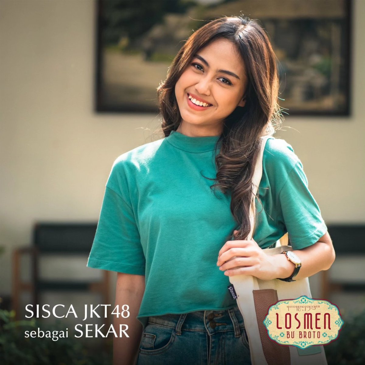 robertronny's tweet photo. Para pemeran Serial Losmen Bu Broto

Partono: Augie Fantinus
Sekar: SiscaJKT48 (@S_SiscaJKT48)

@paragonpics_
@Ideosource
#LosmenBuBroto #ParagonPictures #Ideosource https://t.co/POI0jRs8Sh