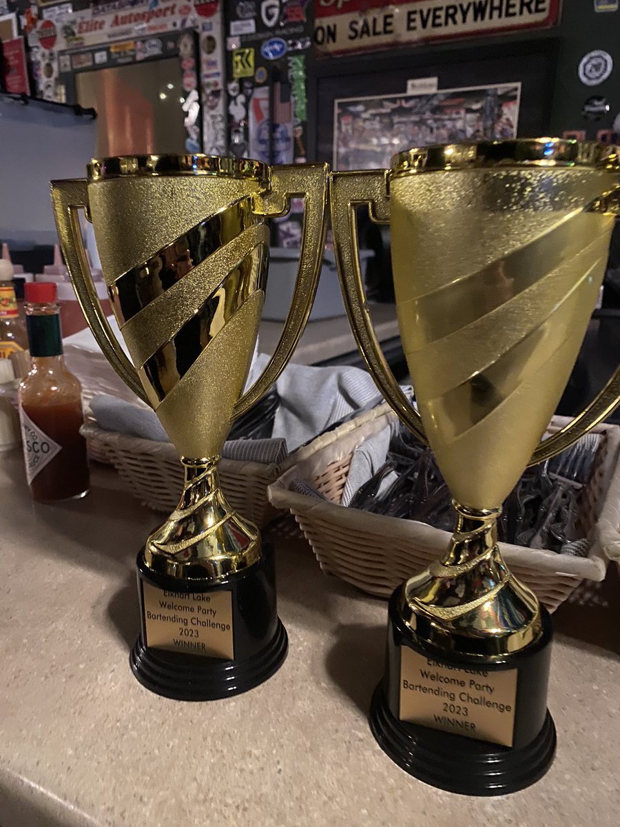 bendermandi's tweet photo. @KevinLee23 @SiebkensResort @Racing_For_Kids @Hinchtown will be presenting you the one on the left later today! https://t.co/uQHiwn95a9
