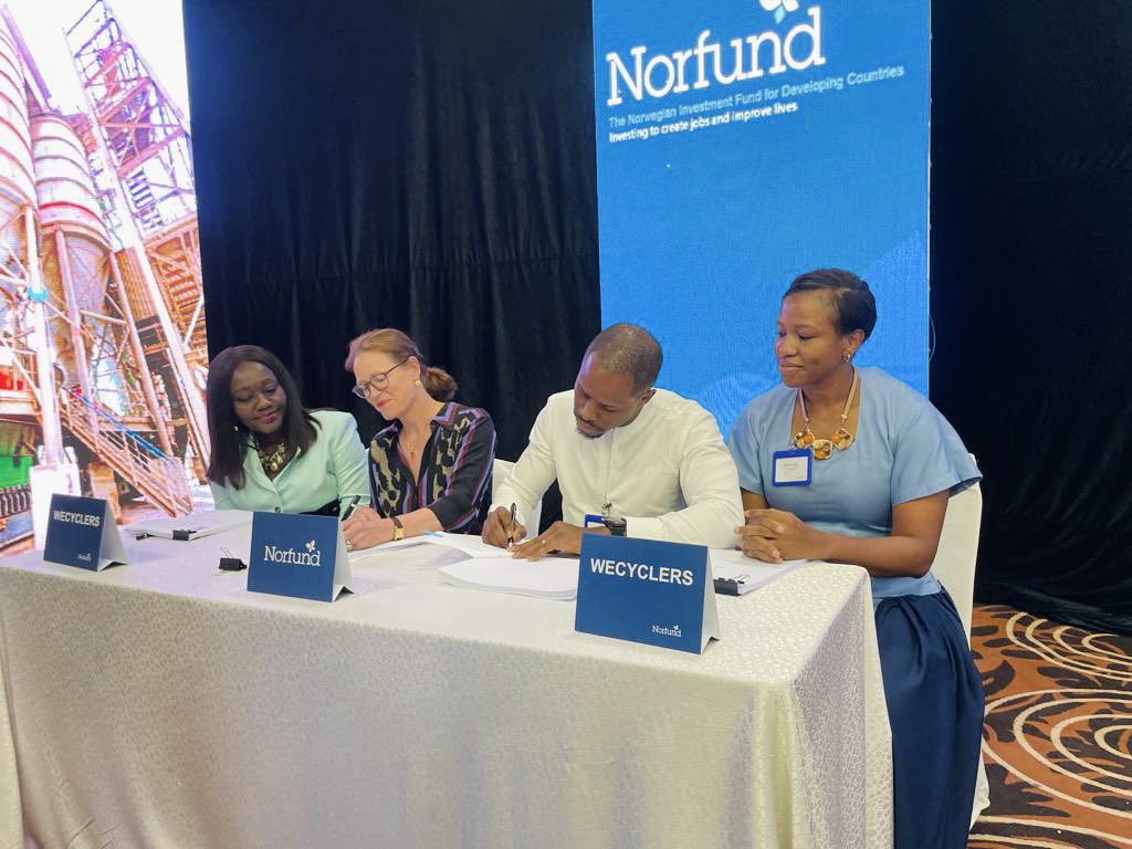 🌍 Exciting News! 🌱 

We are thrilled to announce that we have signed a groundbreaking agreement with <a href="/norfund/">Norfund</a> for funding our upcoming recycling plant project! 🎉♻️ 

🧵1/4