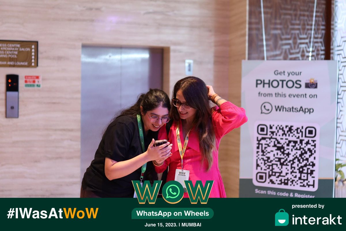 Couldn't manage clicking a picture w/ everyone in <a href="/heyinterakt/">Interakt - by Jio Haptik</a>'s team, but I have to say thank you to each one of them for: 

- pushing me out of the comfort zone 
- teaching me how to think on my feet 
- making me more confident speaking to a crowd 
- giving me a chance to